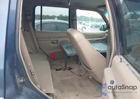 2001 Ford Explorer Eddie Bauer из США, поврежденный, VIN 1FMZU64E81ZA81326